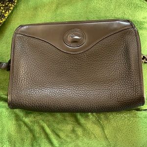 Vintage Dooney and Bourke body cross bag